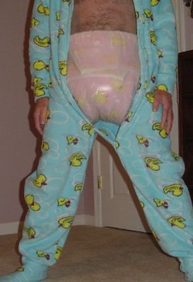 Ducks everywhere
Duck PJs and Duck diapers
