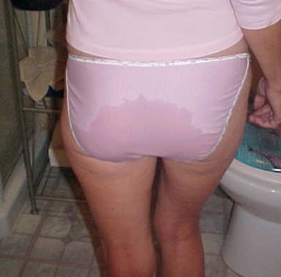 Peeing her panties again Hot huh?
Peeing her panties again Hot huh? Allways willing to please the Sissy
