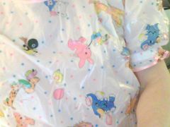New pink gurl dwess baby print close Up