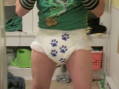 Paw print diaper #2