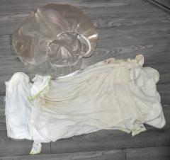 wet cloth diaper and plastic pants.jpg