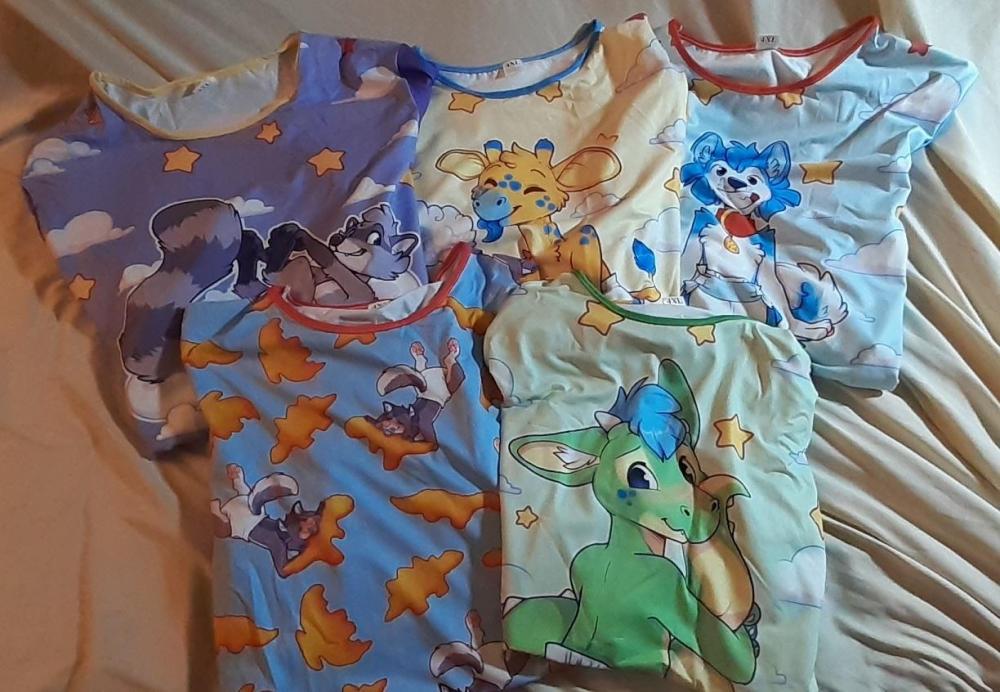 drackyonesies.jpg