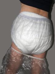 Thick double diapered, double plastic pants b.jpg