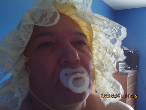 pacified
full time bed wetter can not complain
Keywords: pacifer, diaper. panty, crybaby