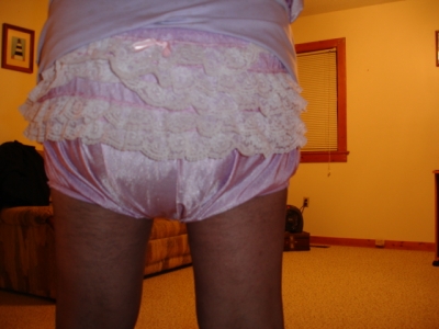 gotta have them panties
to cover that big diaper
