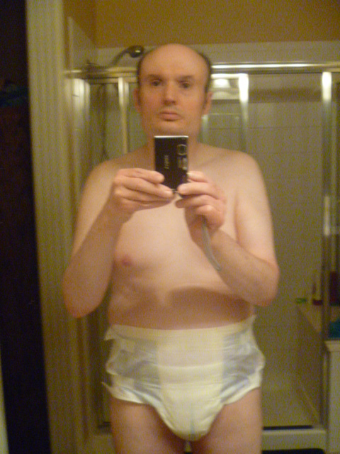 Wallgreens
me in my Wallgreens diaper
