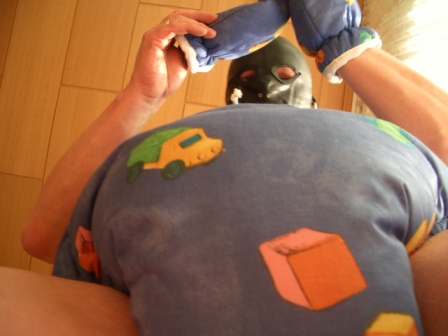 Babyslave_2821929~0.jpg