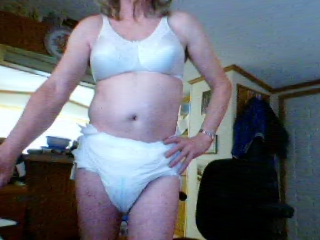 Jeanie in Diaper
Crossdressing Diaper lover
