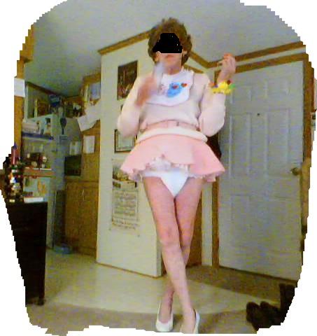 Jeanies Loves Pink
Crossdressing Diaper lover
