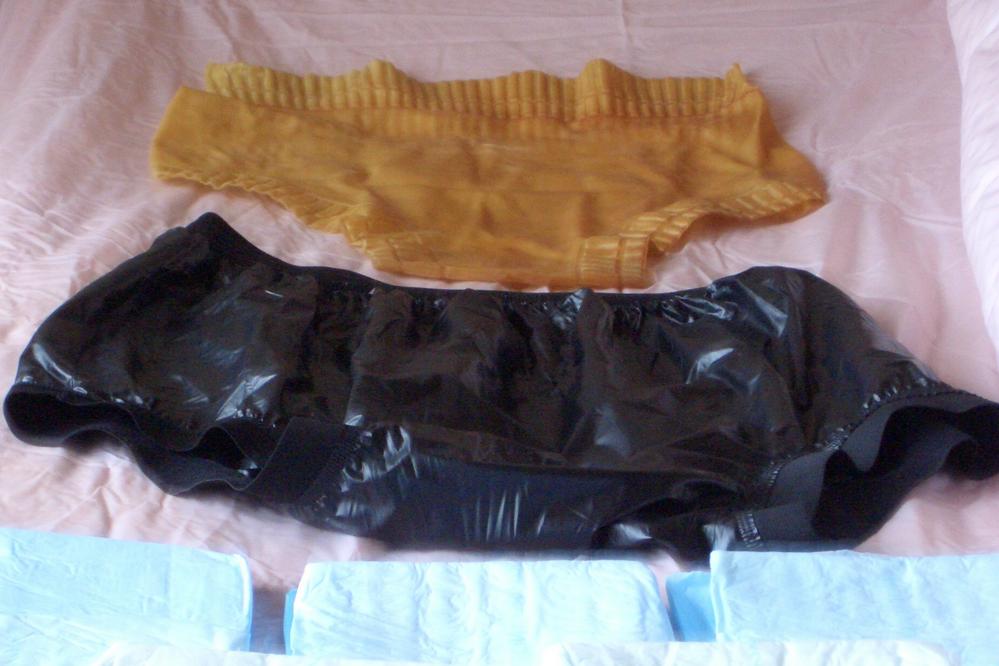 ADULT_BABY_DIAPER_LOVER_WINDEL_2898929.jpg