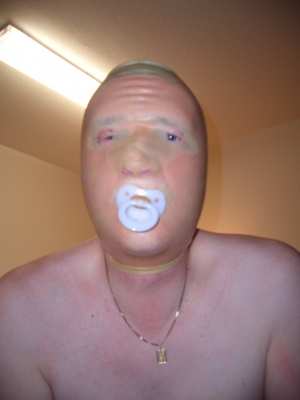 Baby_H_with_Latex-hood_003.jpg