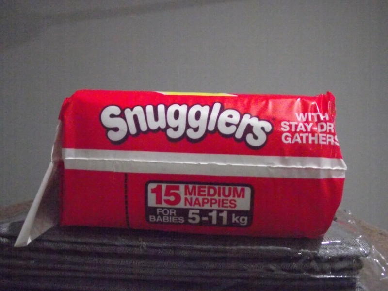 Snugglers Baby Disposable Nappies - No3 - Medium - for babies from 5 to 11kg - 15pcs - 4
