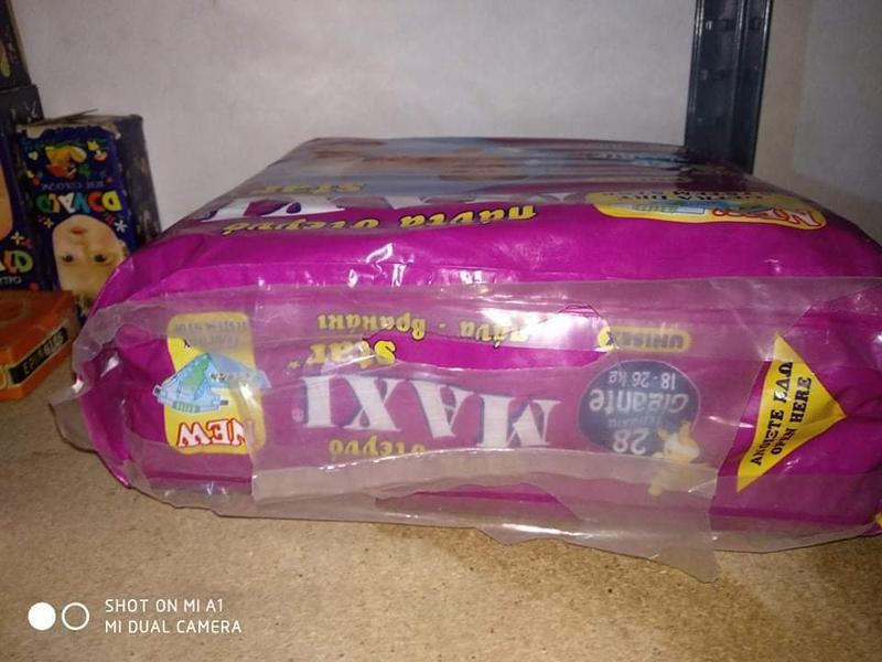 Maxi Star Unisex Baby Disposable Nappies - Gigante - 18-26kg - 40-57lbs - 28pcs - 12
