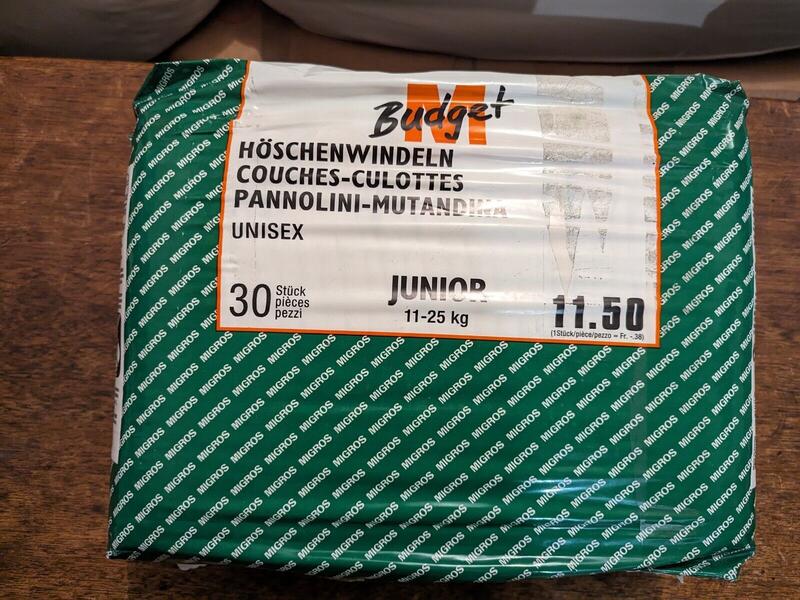 Migros Budget Plastic Baby Nappies - No5 - Junior - 11-25kg - 30pcs - 15
