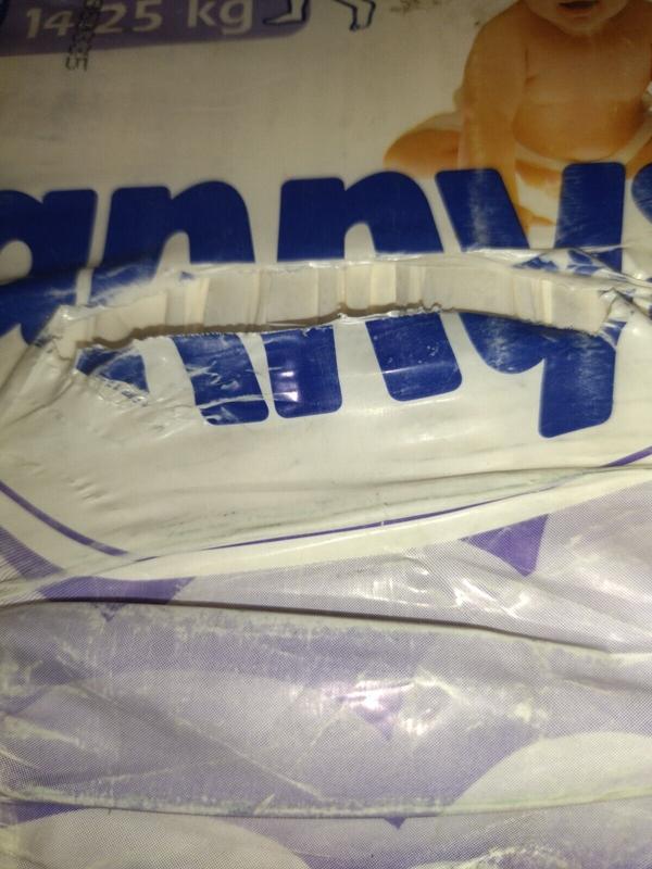 Ultra Nannys Plastic Baby Disposable Diapers - Jumbo - 14-25kg - 30-55lbs - 18pcs - 2
