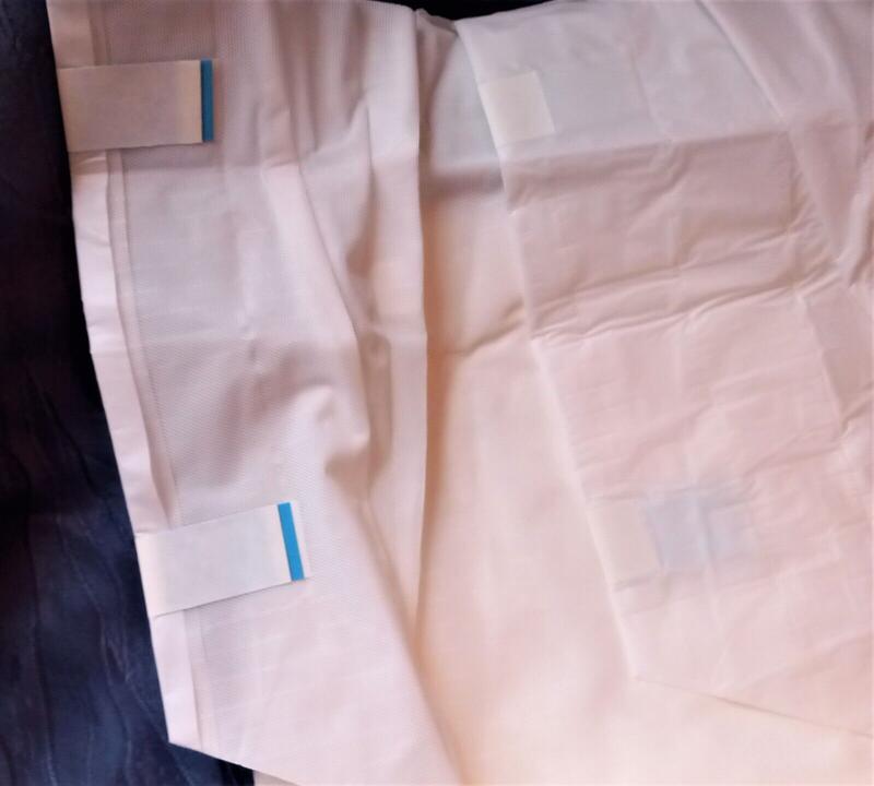 Ultra Attends Disposable Briefs - No2 - Medium (fits 32'' to 44'' hips) - 10pcs - 2
