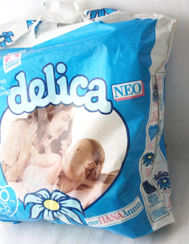 Delica Rectangular Diapers - No3 - Super Absorbency - 6-12kg - 13-26lbs - 30pcs - 6
