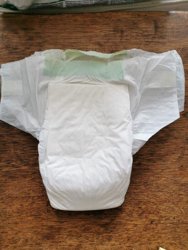 Migros Budget Plastic Baby Nappies - No5 - Junior - 11-25kg - 30pcs - 7
