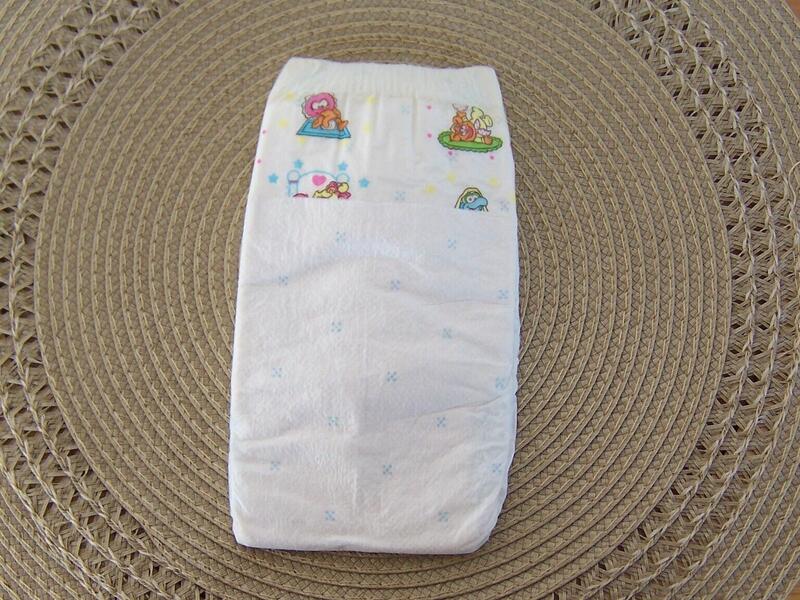 Smiles Ultra Soft Stretch Cloth-like disposable unisex nappies - No1 - Small - for babies up to 14lbs - 40pcs - 5
