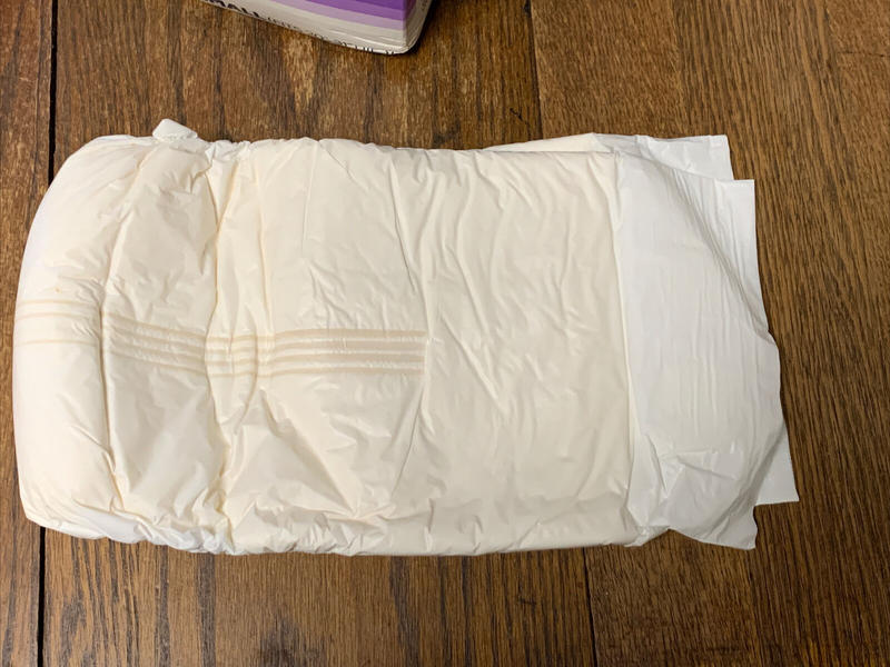 Ultra Attends Plus Wrap-Around Disposable Briefs - Maximum Absorbency - Small (fits 20'' to 31'' hips) - 10pcs - 20
