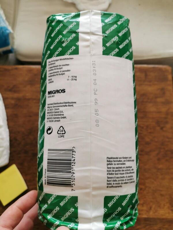Migros Budget Plastic Baby Nappies - No5 - Junior - 11-25kg - 30pcs - 4
