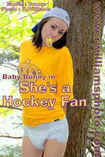 she_s_a_hockey_fan_promo_001_sm.jpg